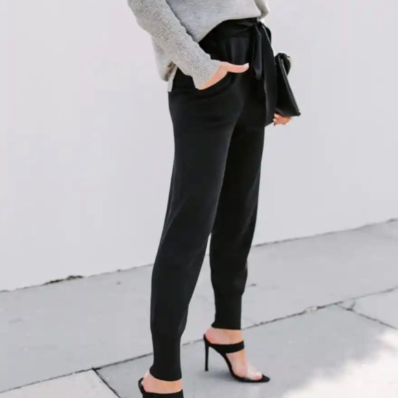 VICI CONFIDENTIAL POCKETED TIE
TROUSERS - BLACK - Picture 3 of 9